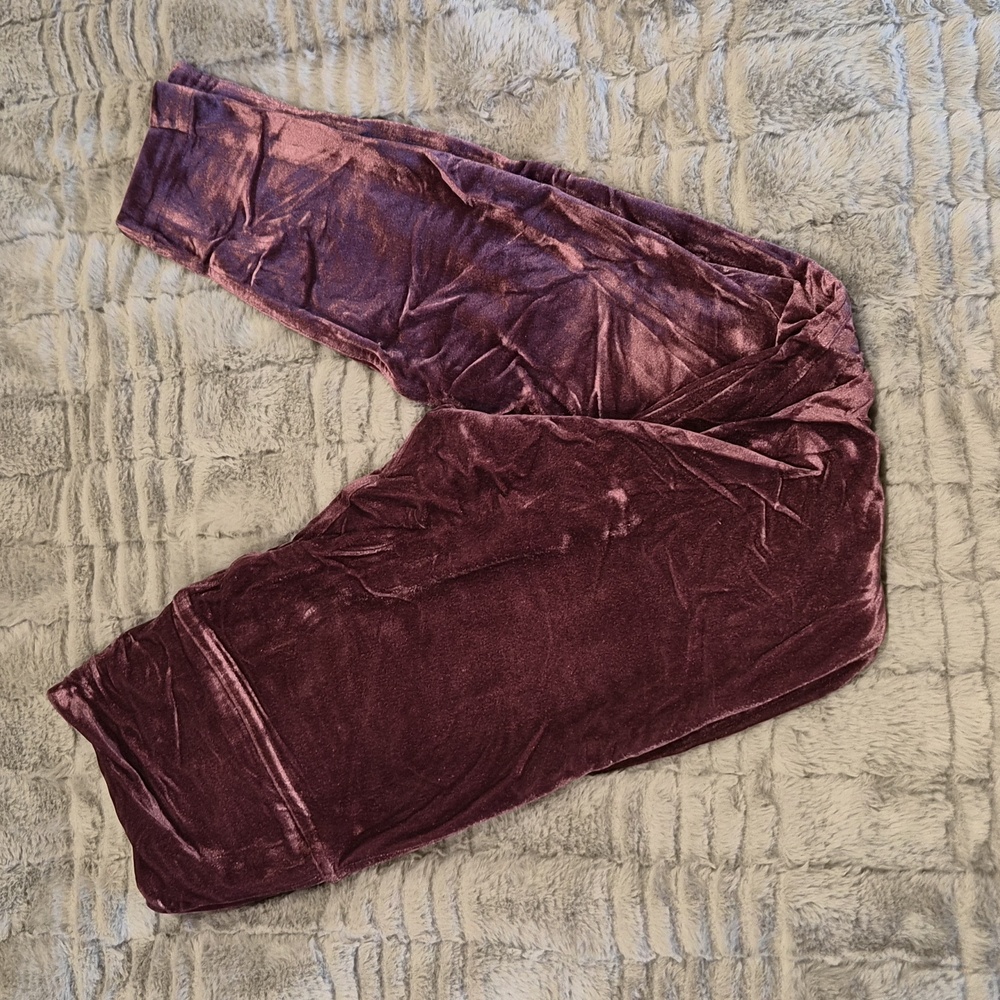Wunder Lounge High Rise Tight - Garnet - Picture 2 of 7